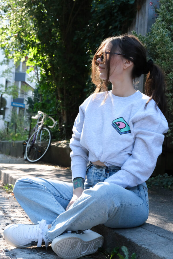 ERET "90's" SWEATER